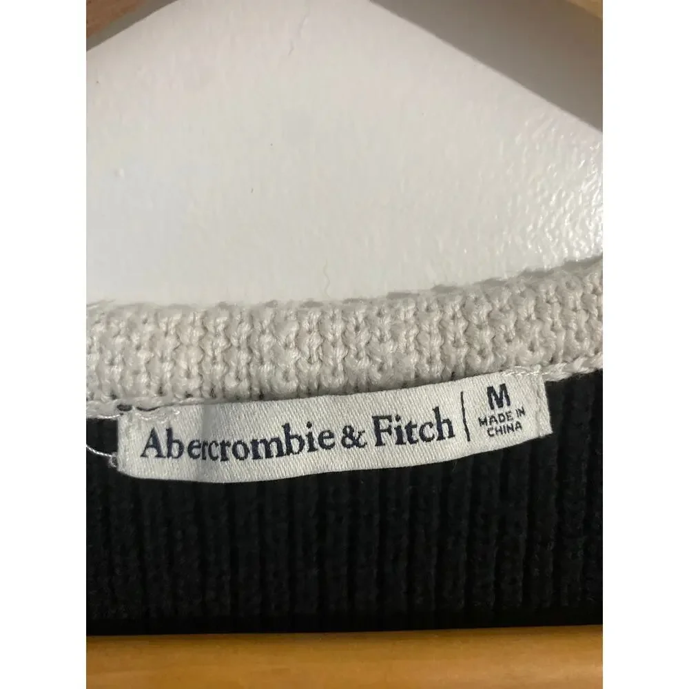 Abercrombie & Fitch Mara button up sweater vest women’s size M black white trim - Picture 3 of 5
